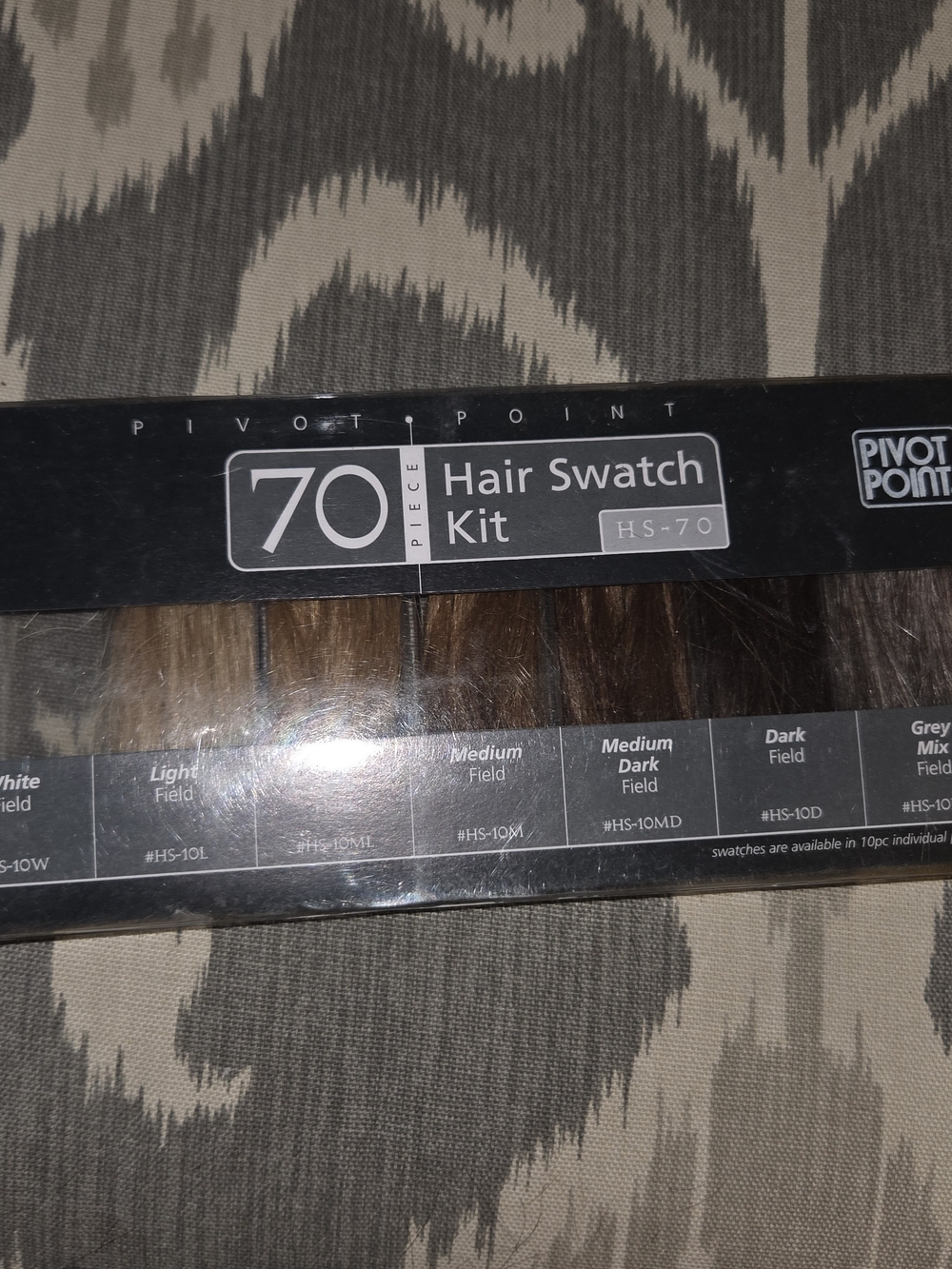 30 Piece Hair Swatch Kit